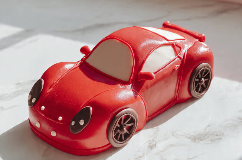 Lightning Mcqueen Cake